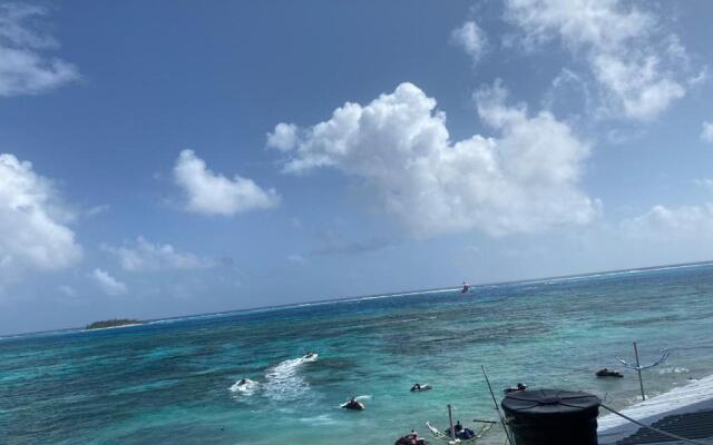 Apartamento Vacacional Con Vista Al Mar San Andres