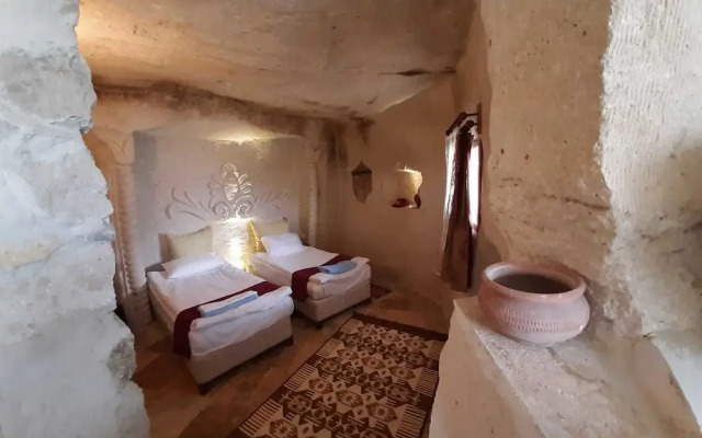 Aziz Cave Hotel
