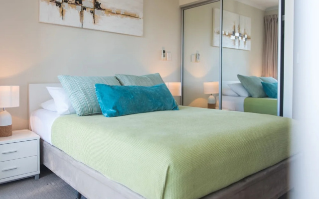 Studio 8 on Waterson – Guest Rooms – Airlie Beach