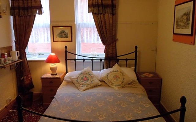Camelot Hotel