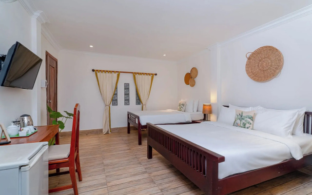 River Retreat Boutique Hotel