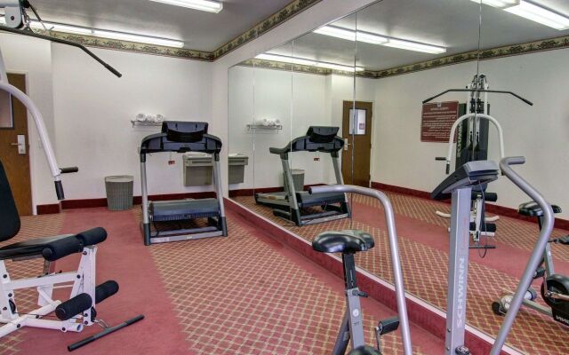 FairBridge Inn & Suites Cleburne