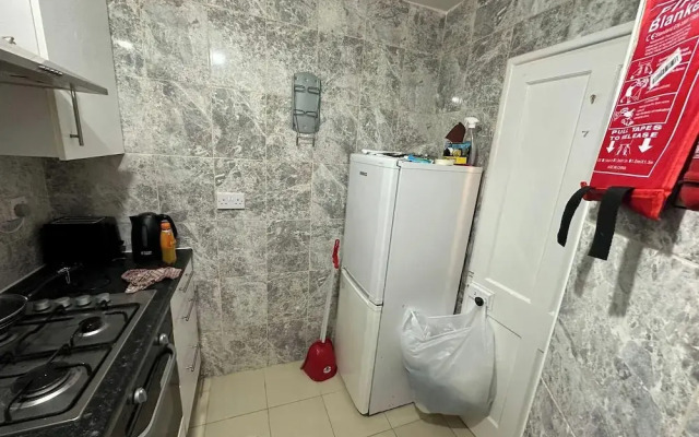 Spacious Flat - Sleeps 6 - Heart of London