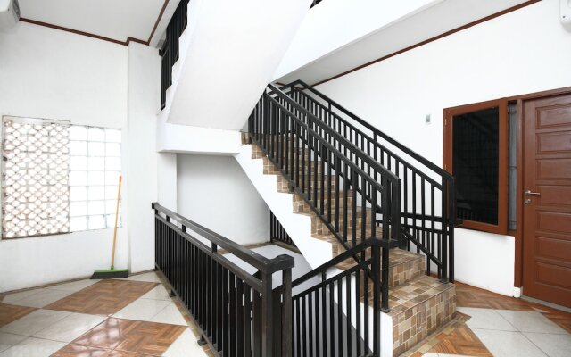 Airy Eco Palmerah Barat Sembilan 75 Jakarta