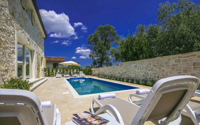 Villa Emma