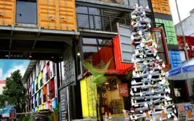 Urban Merdeka Bandung by  Uhm