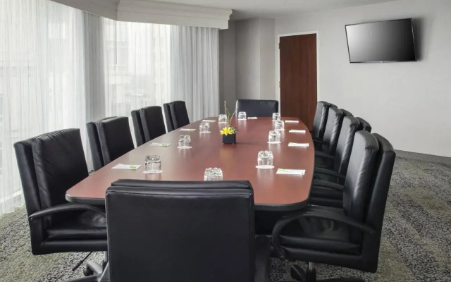 Courtyard by Marriott Charlotte City Center