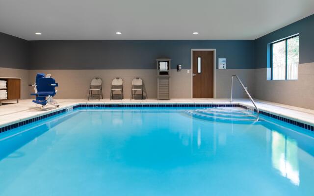 Holiday Inn Express & Suites Camas - Vancouver by IHG