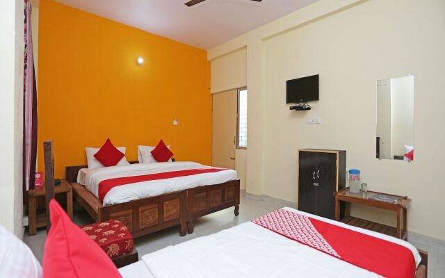 OYO Flagship 22406 Shree Shree Guest House