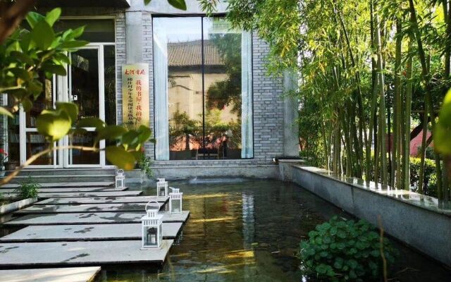 Yiming Shuju rural homestay in Jiaxian County