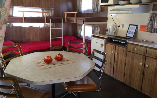 Albany Happy Days Caravan Park