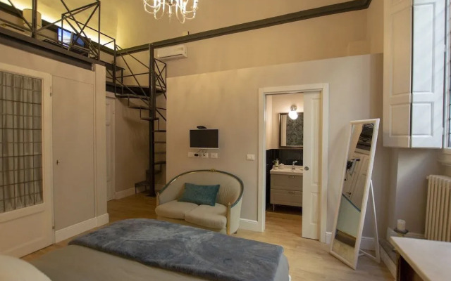 Flora Historical Luxury House