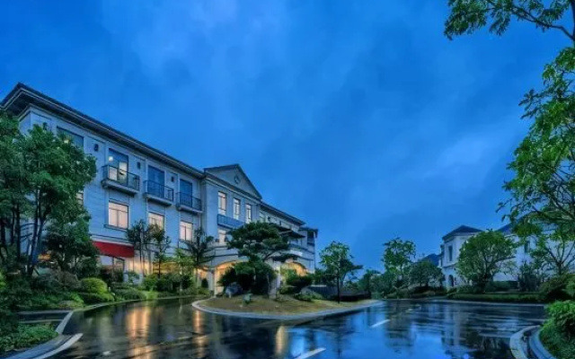 Anji Molihua Resort Serviced Apartment Hotel
