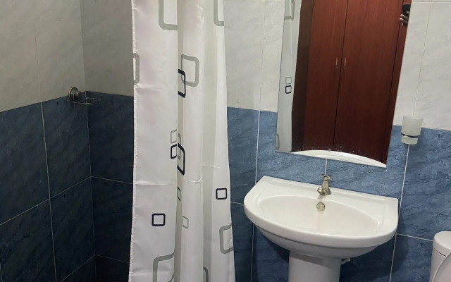 Milimani Executive Suites With Pool