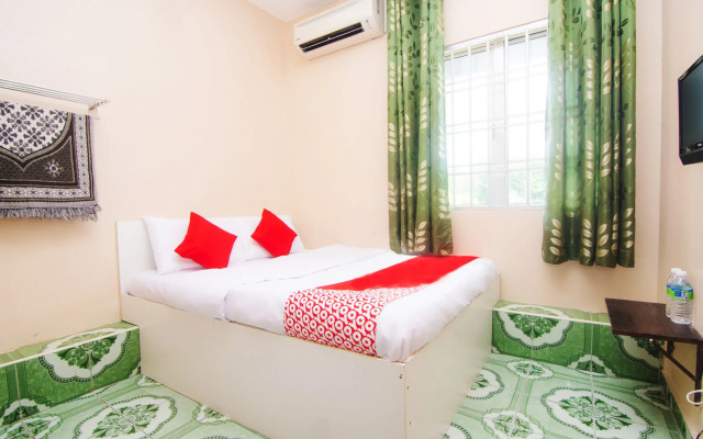 OYO 1224 Hotel Hajah Rohayah