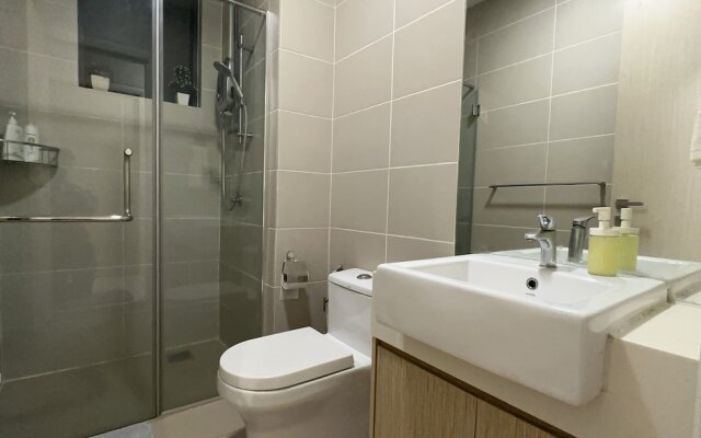 Premium Retreat Suite Icon City