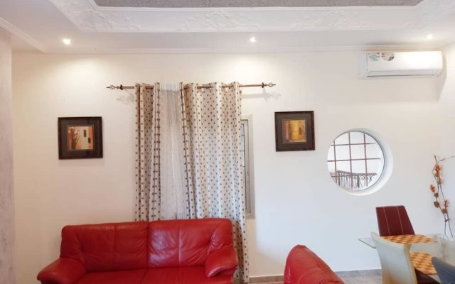 Lovely 2-bed Apartment in Kribi-douala
