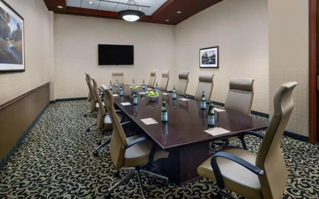 Renaissance Tulsa Hotel & Convention Center