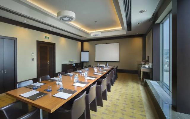 Titanic Business Kartal