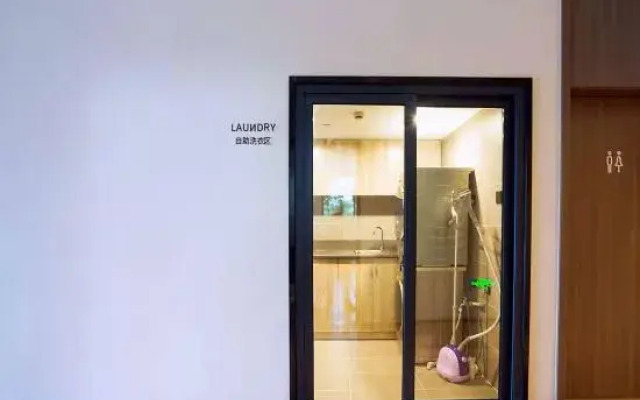 HanTing Hotel (Ningbo Fenghua Wanda Plaza)