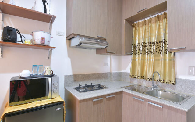 Anahaw Apartments Whitebeach