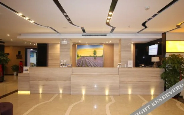 Hemei Hotel (Yantai Mountain Binhai Square)
