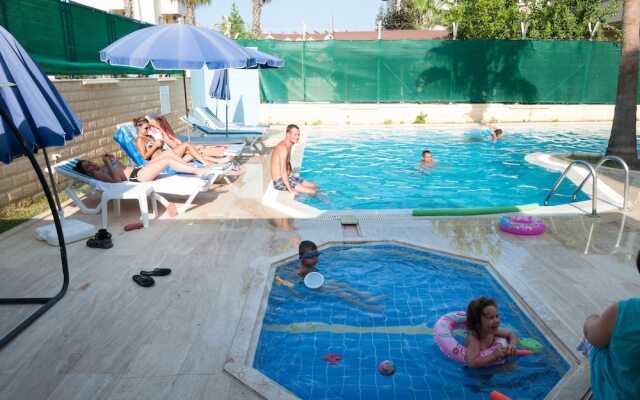 Lanova Hotel