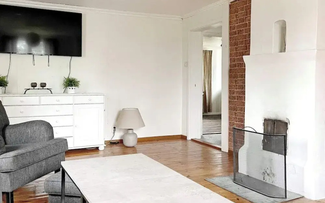 4 Star Holiday Home in BRO