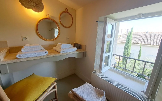 Villa Maillane 18th Century Residence Completely Renovated