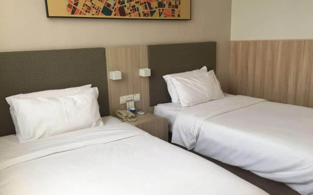 Hanting Hotel Hanzhong North Street