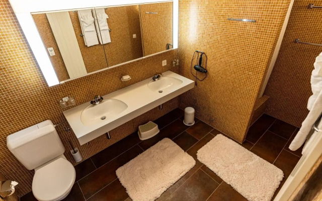 Edelweiss Casa Surmir