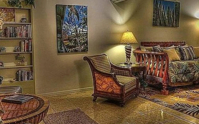 Suite Dreams Inn by the Beach