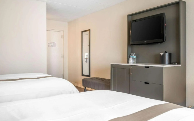 enVision Hotel St. Paul South