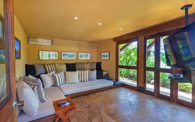 Sunny Vacation Villa 45