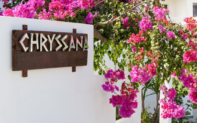 Mrs Chryssana Beach Hotel