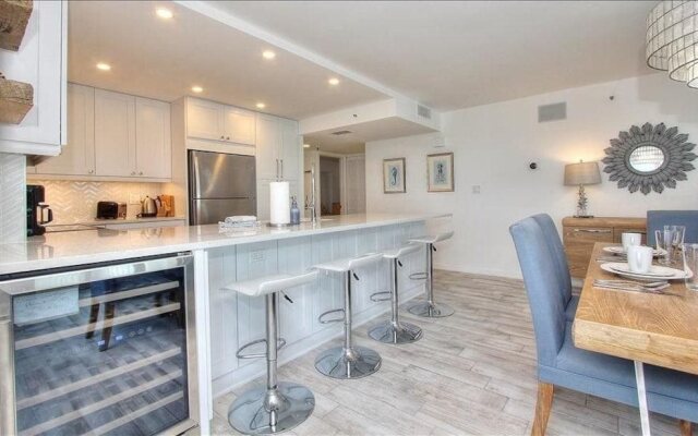 Shore 502 by RedAwning