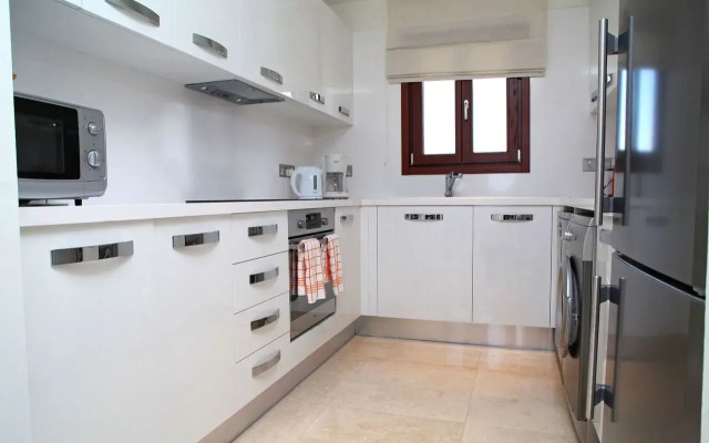 Aphrodite Hills Rentals – Apartments