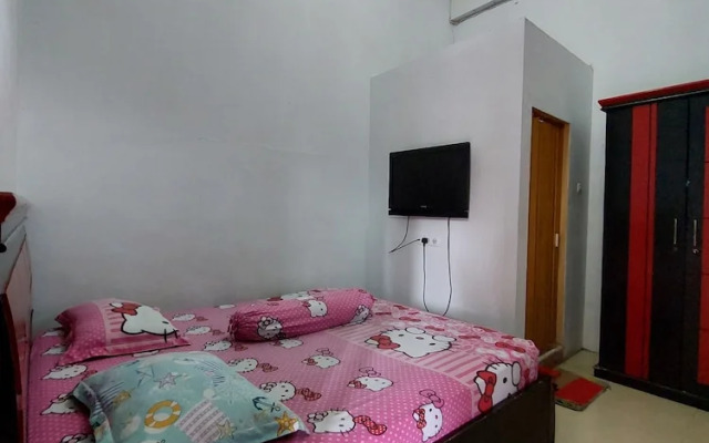 OYO 92384 Homestay Vip