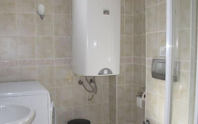 Villa SL06 by JoyLettings