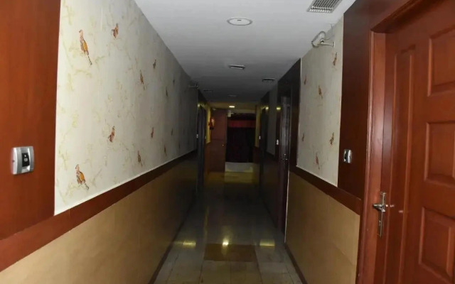 Everest Park Residency