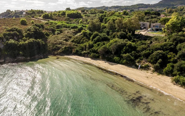 Luxury Villa Mon II Vassilikos