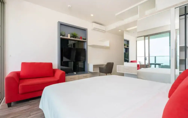 Sea View Suite C64 in Oceana near Beach