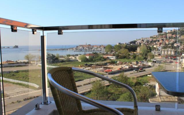 Centar New Loki Apartments
