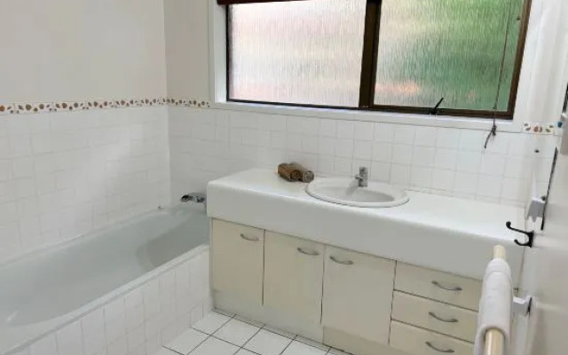 Remuera Spacious Holiday Home