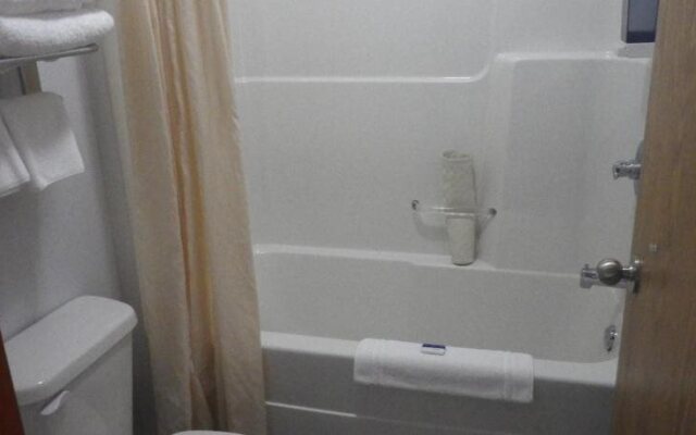 Alcan Motor Inn