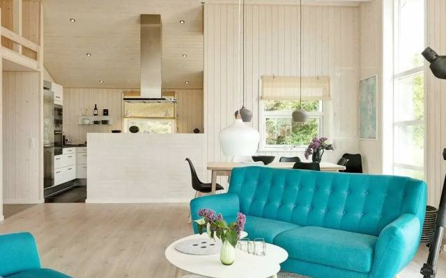 Beautiful Holiday Home in Aakirkeby With Barbeque