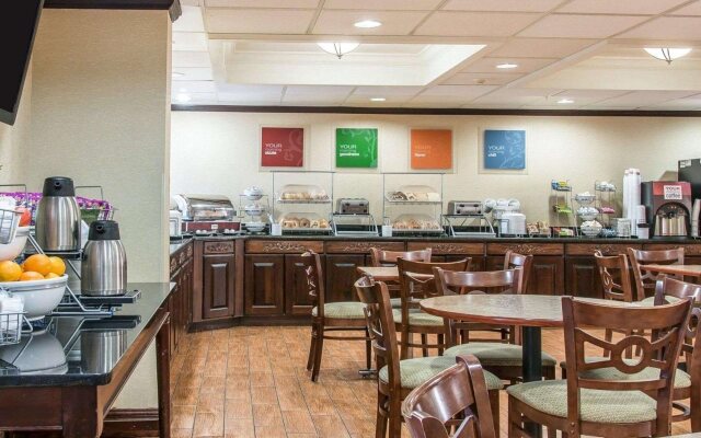 Comfort Inn Near Greenfield Village