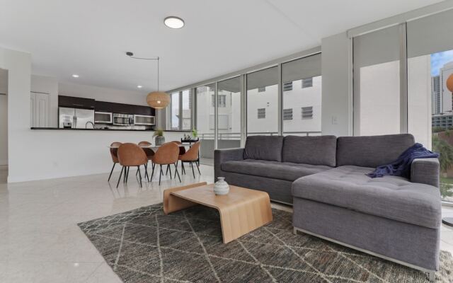 Roami at Sunny Isles