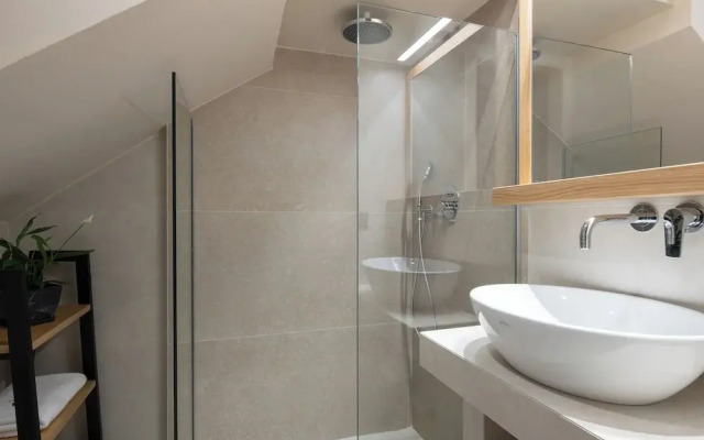 Anore Luxury Suites
