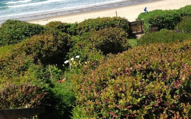 Shaw's Oceanfront Bed and Breakfast